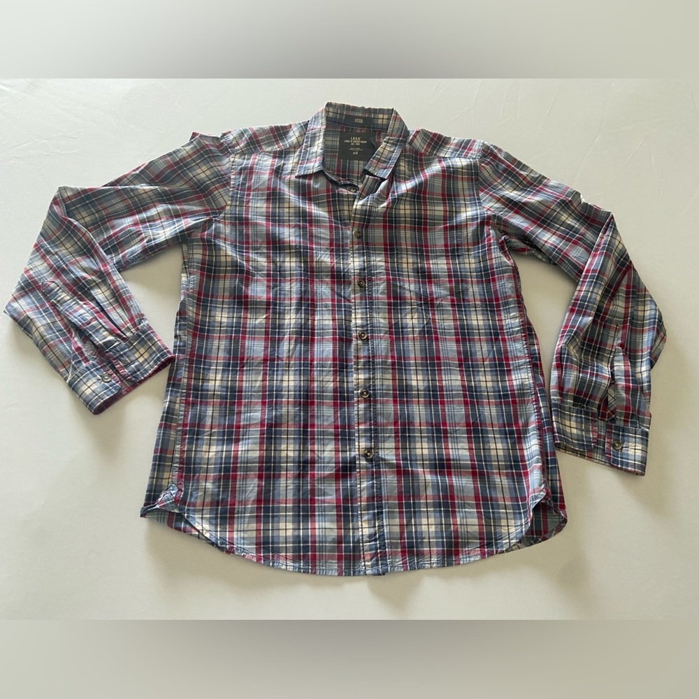 H&M Men's Casual fitted button down Plaid Shirt - Red/blue size M